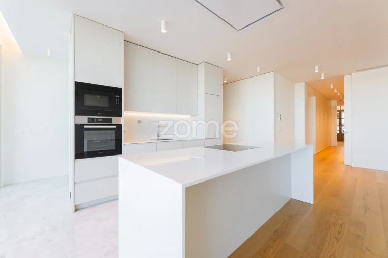 Apartamento T2 para Venda em Braga (Maximinos, Sé e Cividade) Foto 7