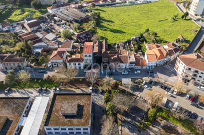 Moradia T6 para Venda em Gondomar (São Cosme), Valbom e Jovim