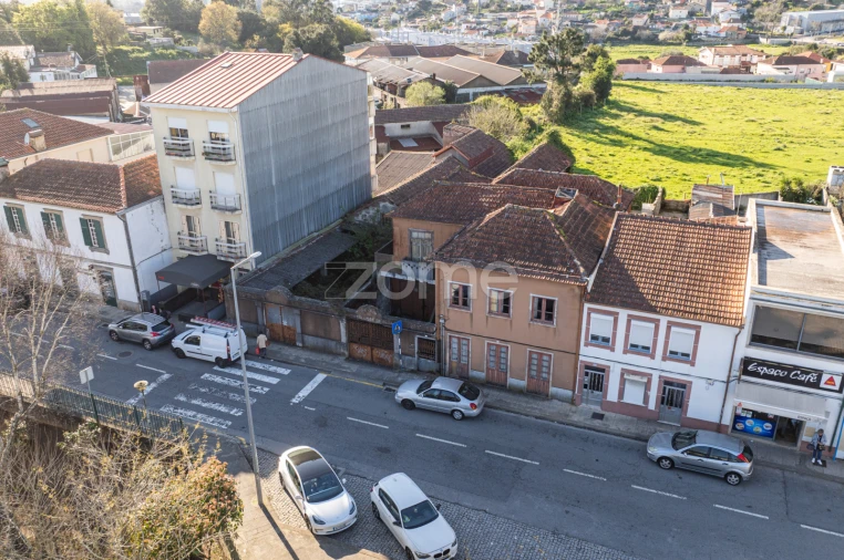 Moradia T6 para Venda em Gondomar (São Cosme), Valbom e Jovim Foto 21