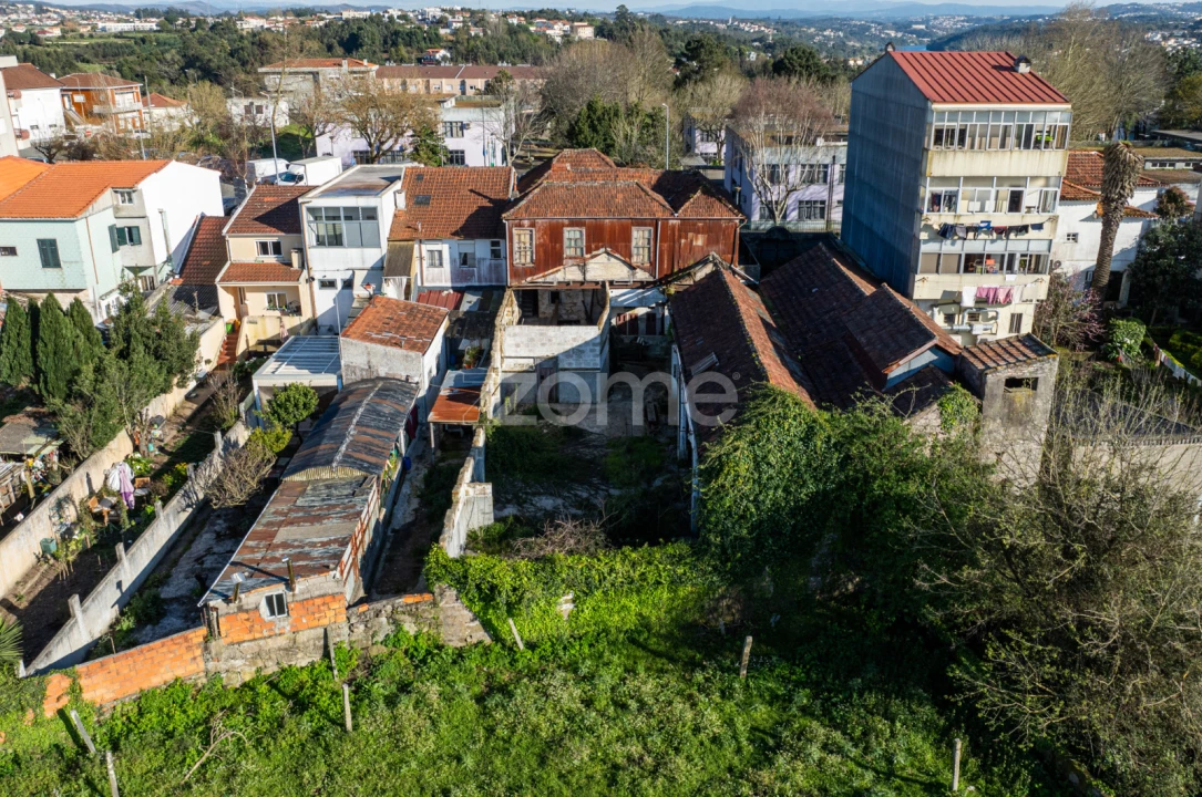 Moradia T6 para Venda em Gondomar (São Cosme), Valbom e Jovim Foto 14