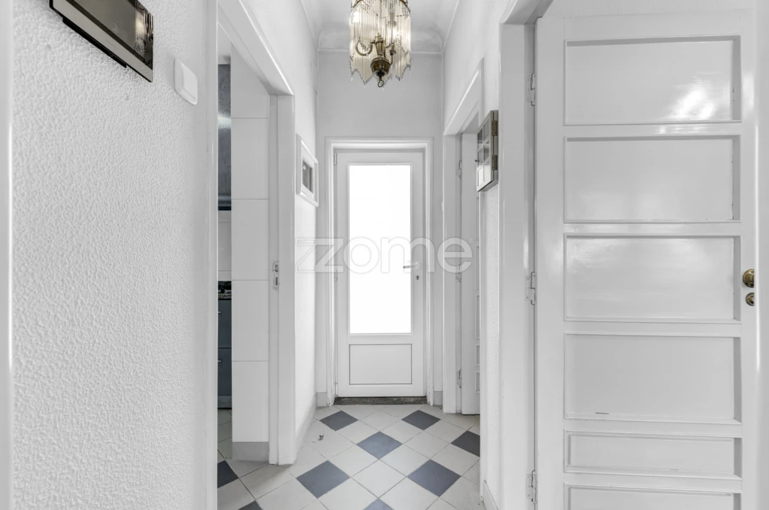 Moradia T5 para Venda em Arcozelo Foto 17