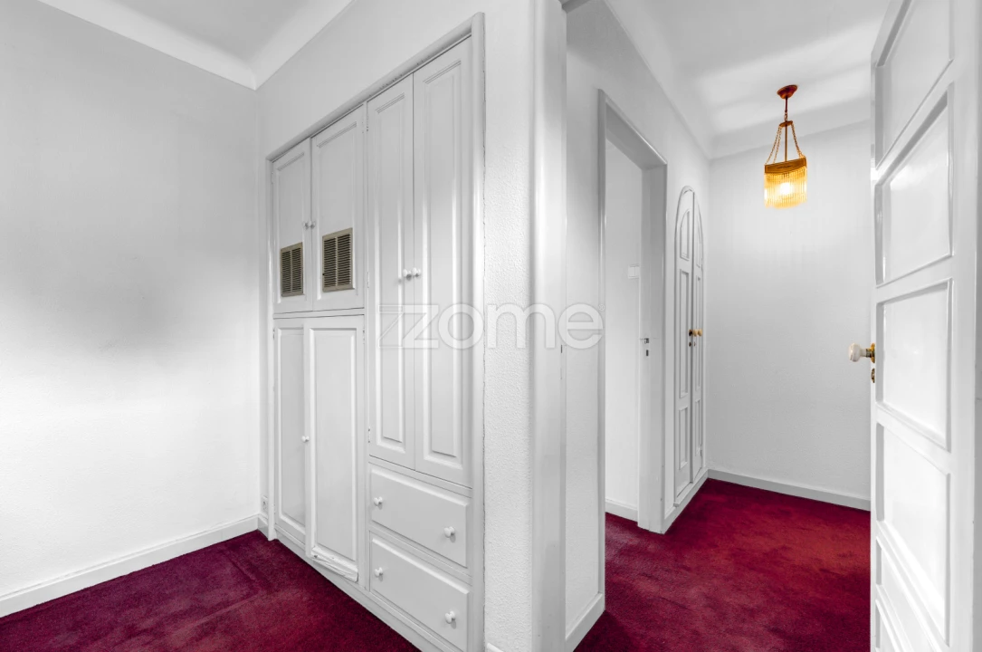 Moradia T5 para Venda em Arcozelo Foto 24