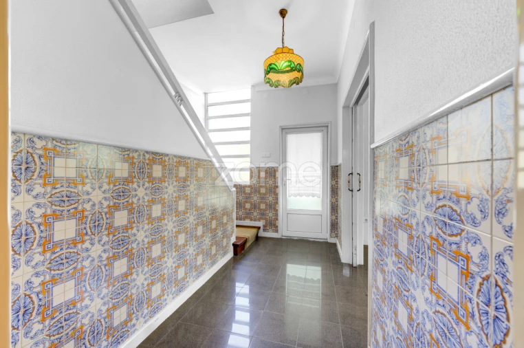 Moradia T5 para Venda em Arcozelo Foto 23