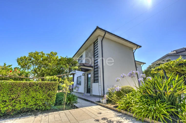 Moradia T5 para Venda em Arcozelo Foto 45