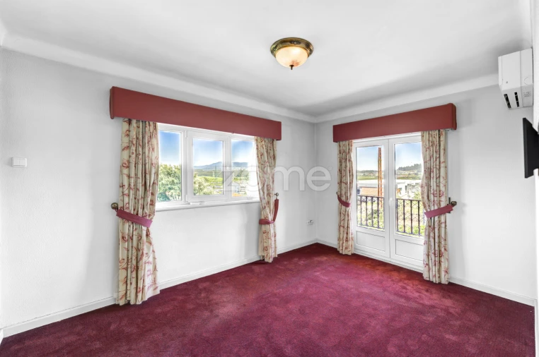 Moradia T5 para Venda em Arcozelo Foto 27