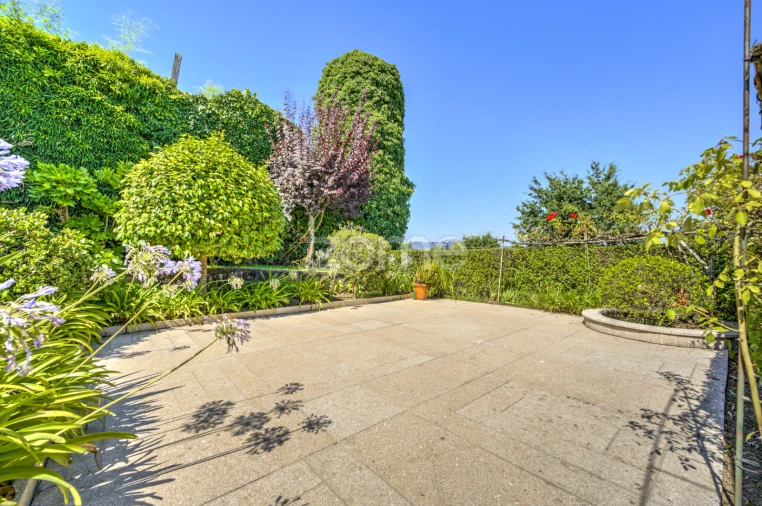 Moradia T5 para Venda em Arcozelo Foto 44