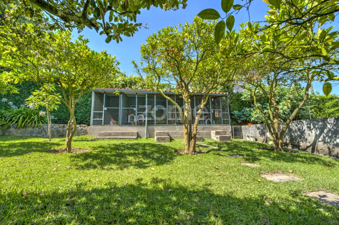 Moradia T5 para Venda em Arcozelo Foto 46