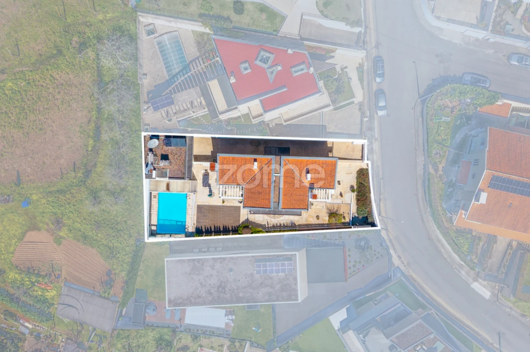 Moradia T4 para Venda em Gondomar (São Cosme), Valbom e Jovim Foto 2