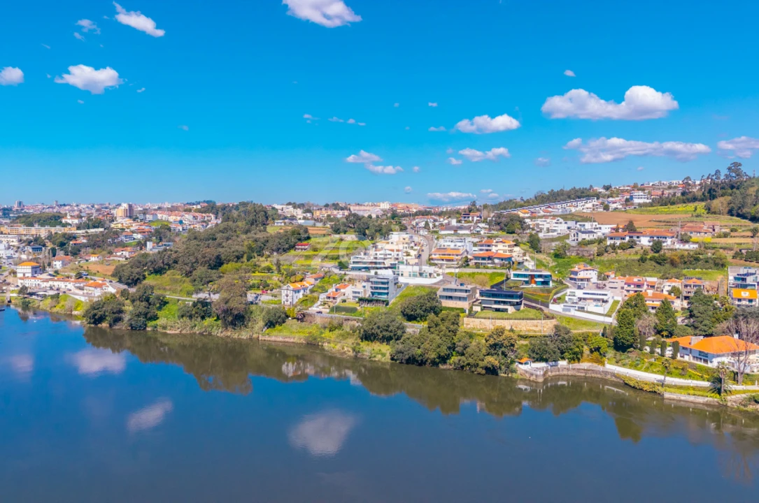 Moradia T4 para Venda em Gondomar (São Cosme), Valbom e Jovim Foto 8