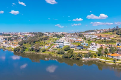 Moradia T4 para Venda em Gondomar (São Cosme), Valbom e Jovim