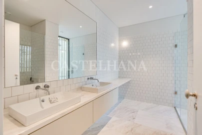 Apartamento T4 para Venda em Beato