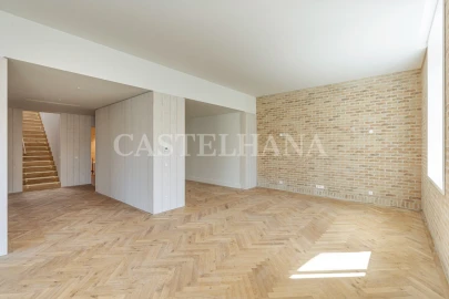 Apartamento T4 para Venda em Beato