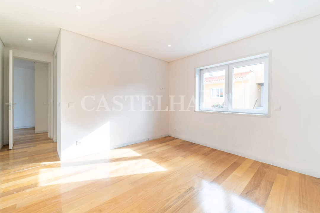 Moradia T4 para Venda em Oliveira do Douro Foto 19