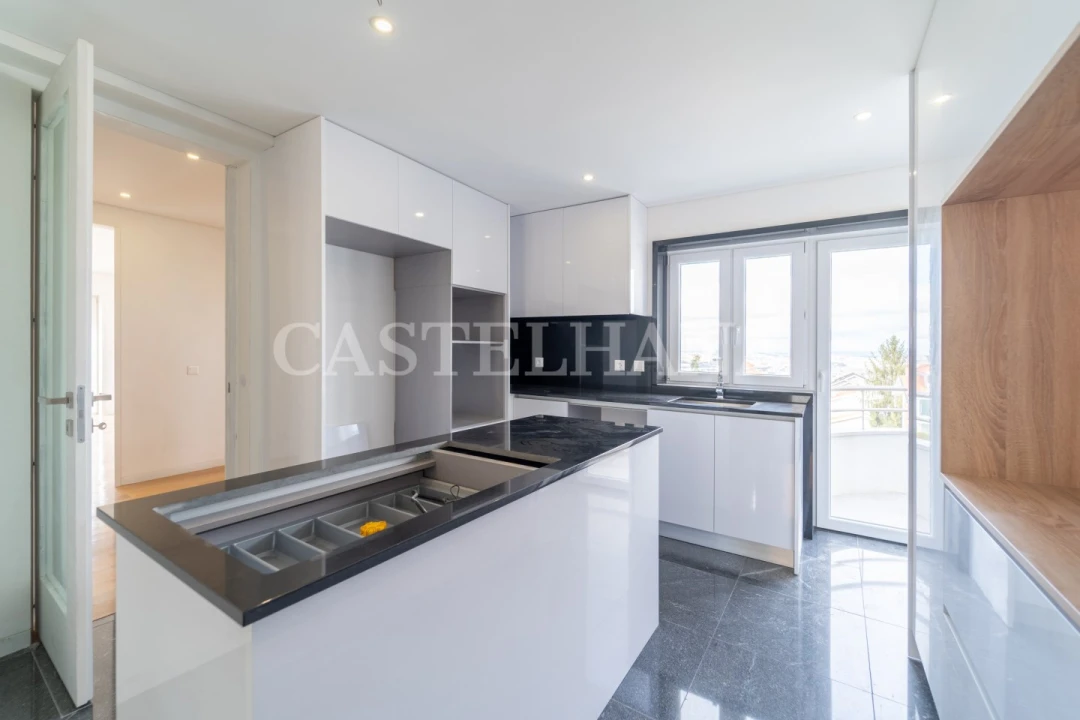 Moradia T4 para Venda em Oliveira do Douro Foto 36