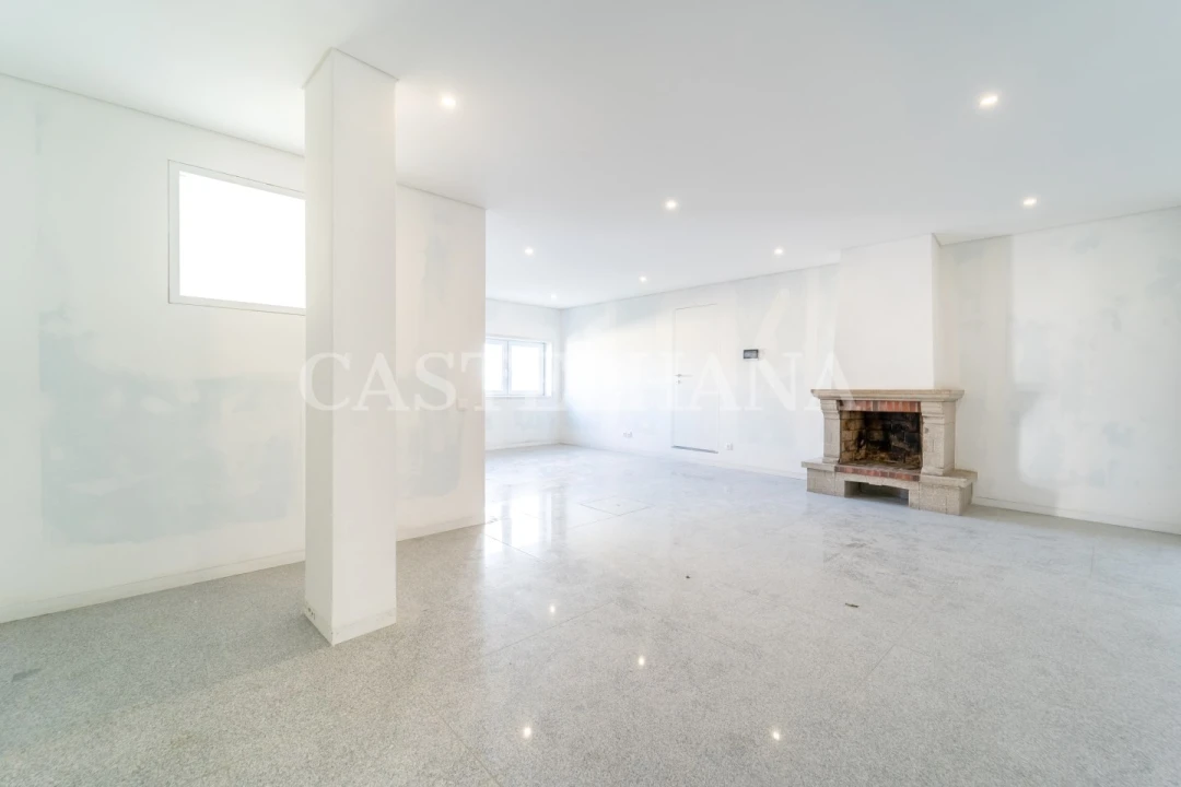 Moradia T4 para Venda em Oliveira do Douro Foto 50