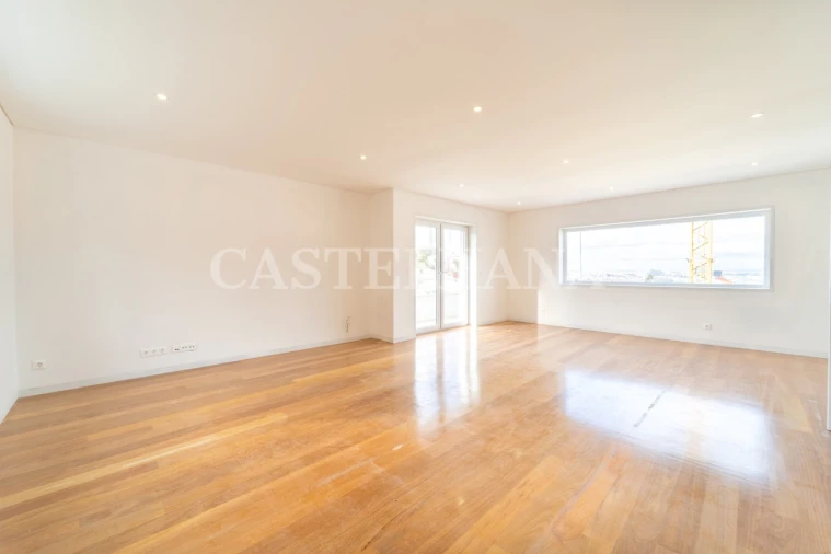 Moradia T4 para Venda em Oliveira do Douro Foto 33