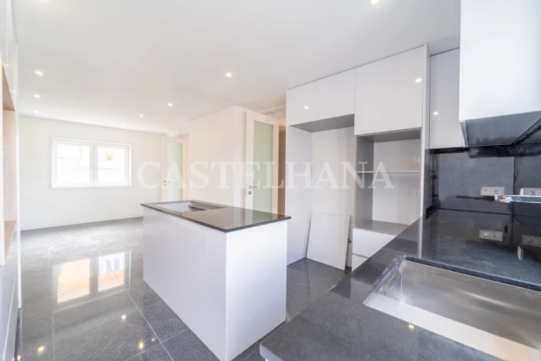 Moradia T4 para Venda em Oliveira do Douro Foto 37