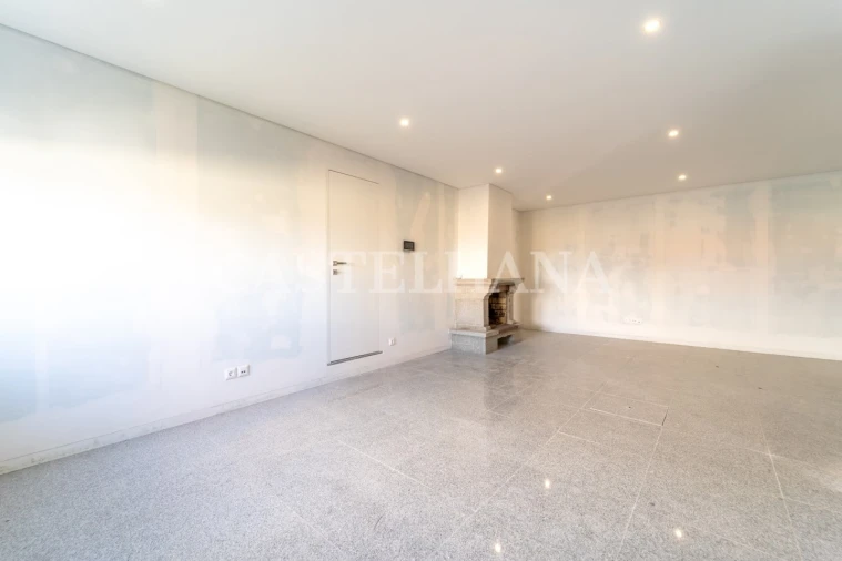 Moradia T4 para Venda em Oliveira do Douro Foto 47