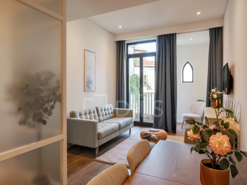 Apartamento T2 para Venda em Cedofeita, Santo Ildefonso, Sé, Miragaia, São Nicolau e Vitória Foto 2
