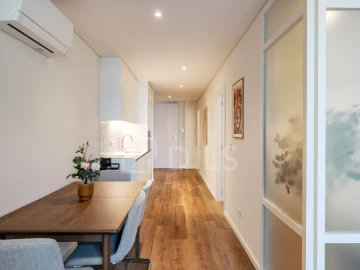 Apartamento T2 para Venda em Cedofeita, Santo Ildefonso, Sé, Miragaia, São Nicolau e Vitória