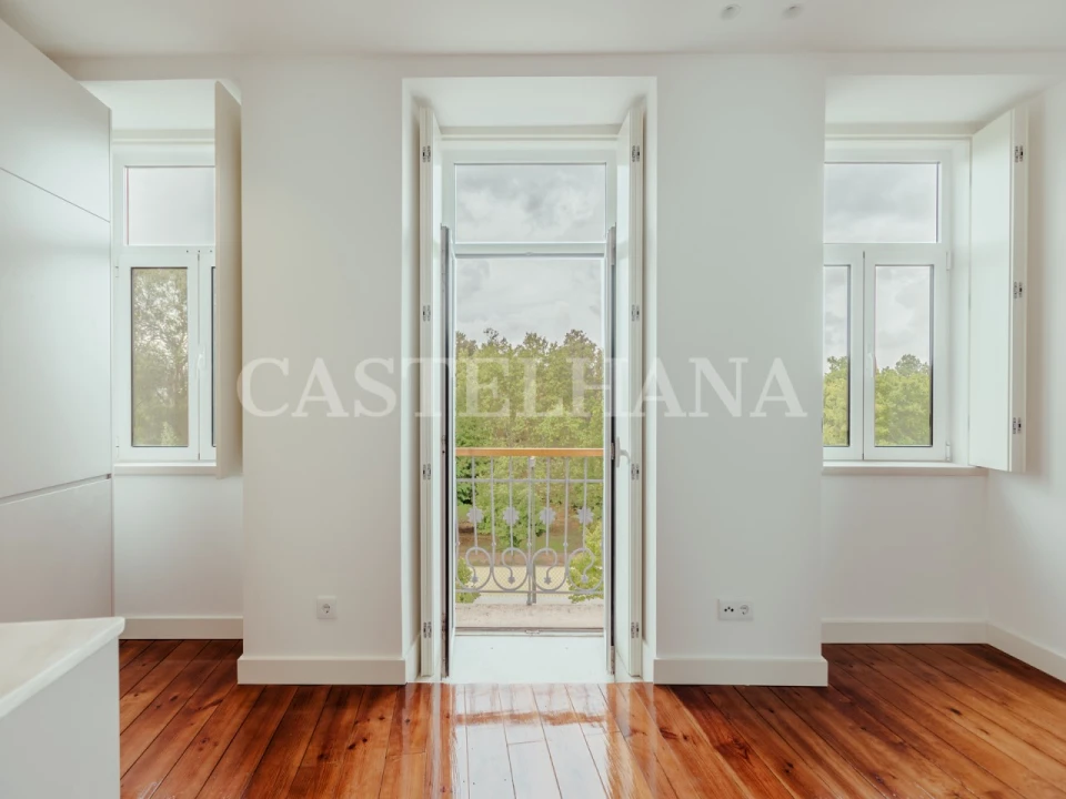 Apartamento T1 para Venda em Alvalade Foto 4