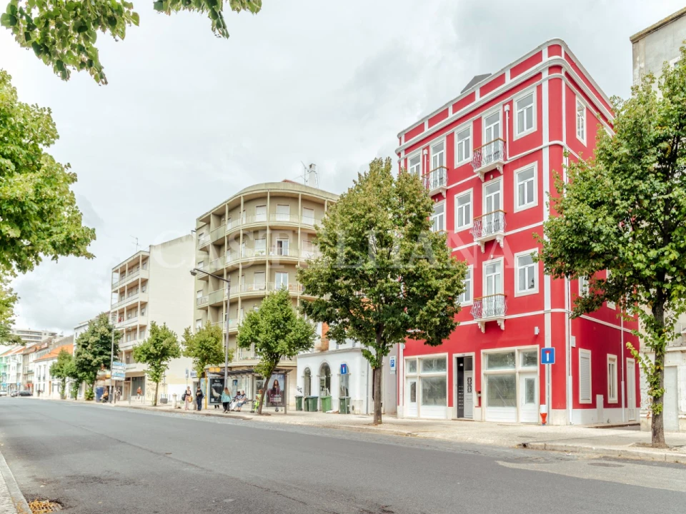 Apartamento T1 para Venda em Alvalade Foto 29