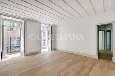 Apartamento T3 para Venda em Santa Maria Maior