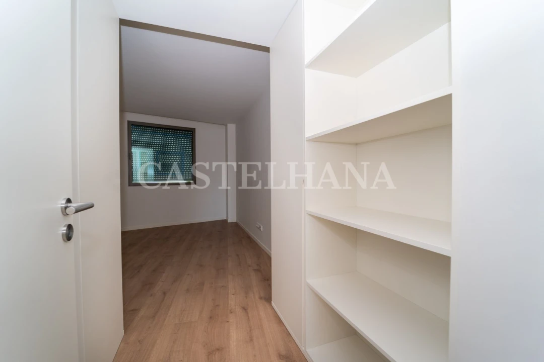 Apartamento T3 para Venda em Paranhos Foto 6