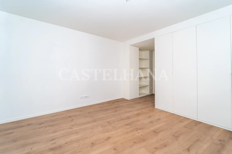 Apartamento T3 para Venda em Paranhos Foto 24
