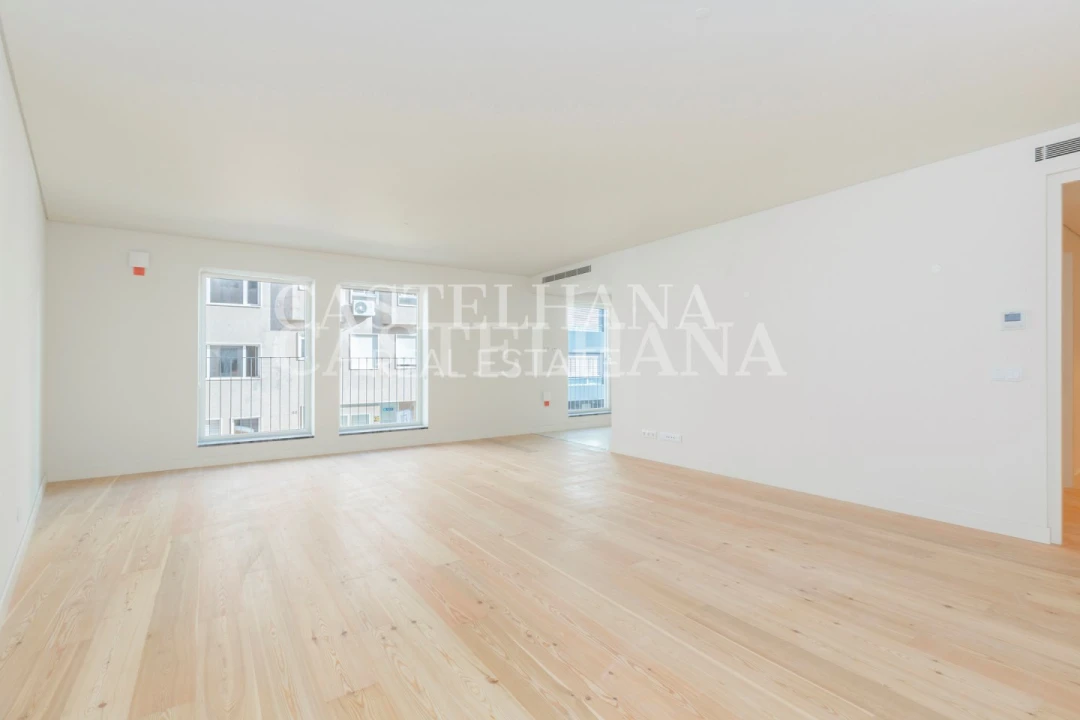 Apartamento T3 para Venda em Santo António Foto 1