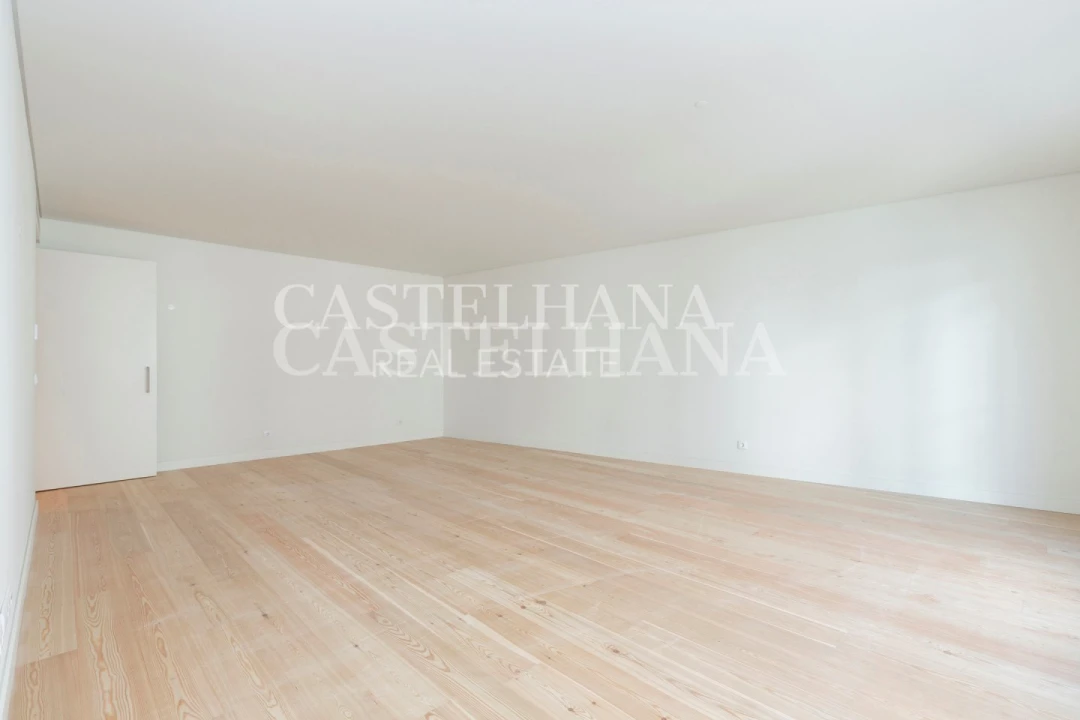 Apartamento T3 para Venda em Santo António Foto 3