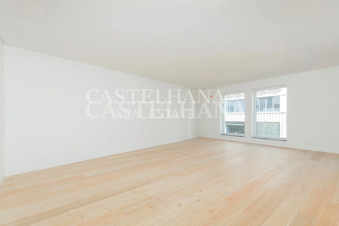 Apartamento T3 para Venda em Santo António Foto 4