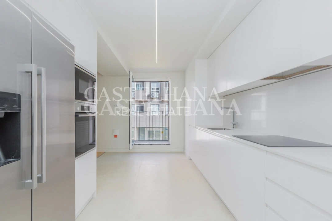 Apartamento T3 para Venda em Santo António Foto 6