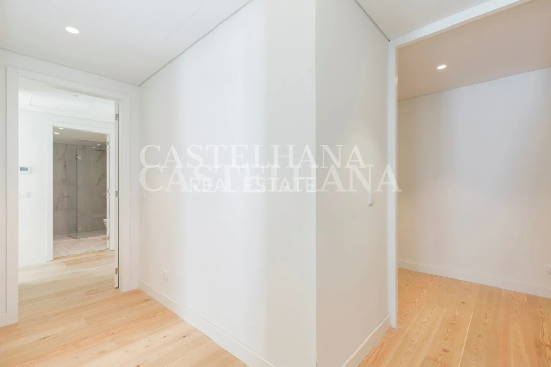 Apartamento T3 para Venda em Santo António Foto 11