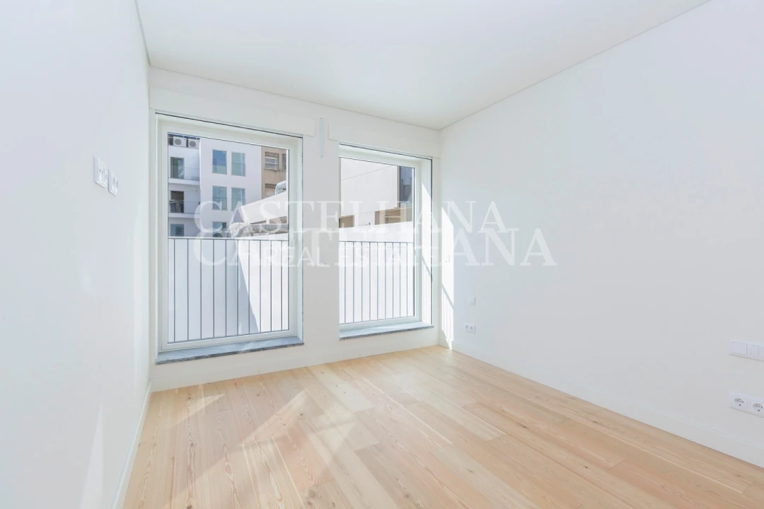 Apartamento T3 para Venda em Santo António Foto 19