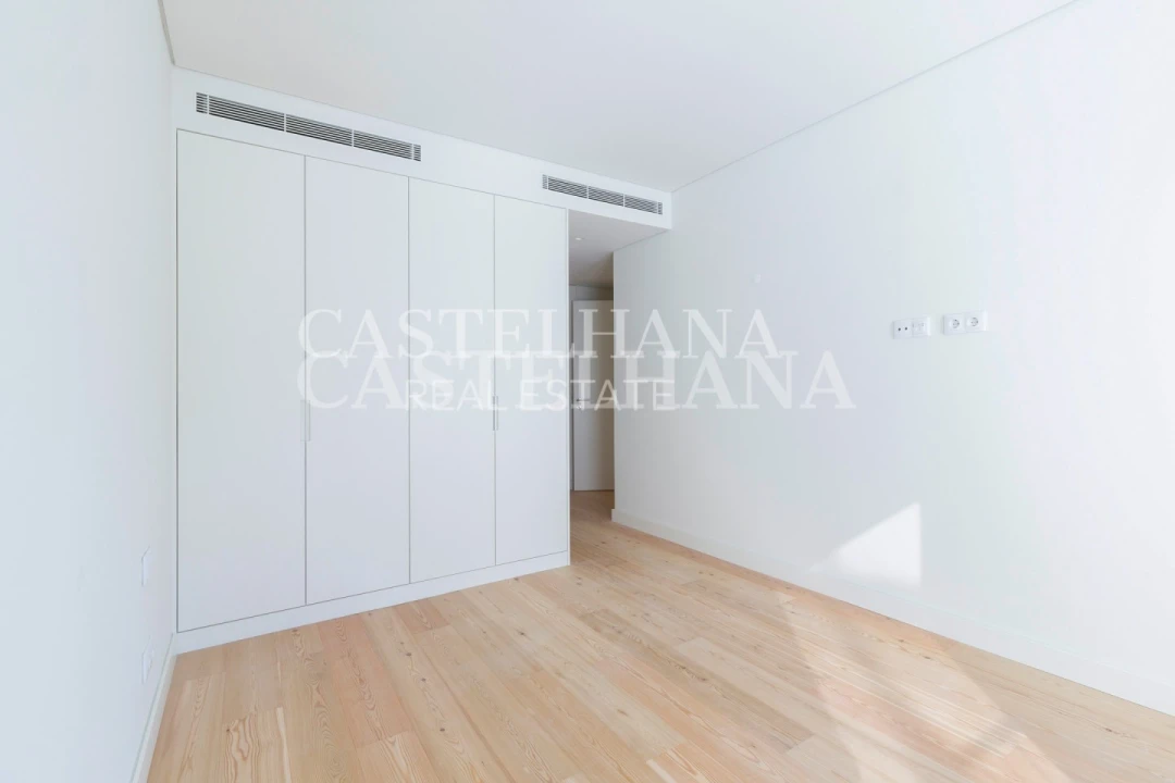 Apartamento T3 para Venda em Santo António Foto 20