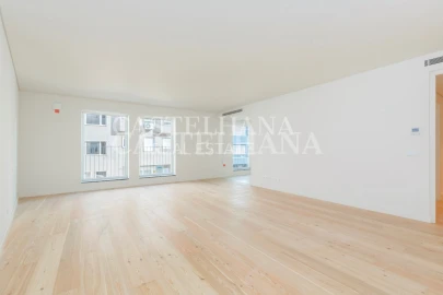 Apartamento T3 para Venda em Santo António