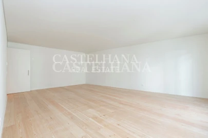 Apartamento T3 para Venda em Santo António