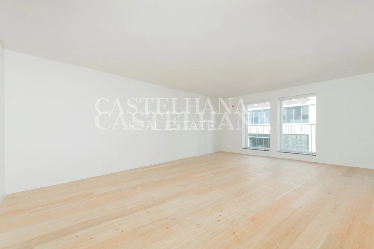 Apartamento T3 para Venda em Santo António Foto 4