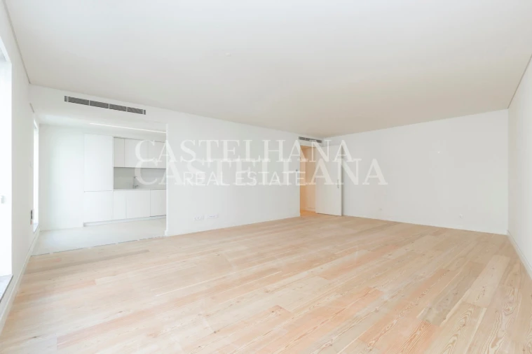 Apartamento T3 para Venda em Santo António Foto 5