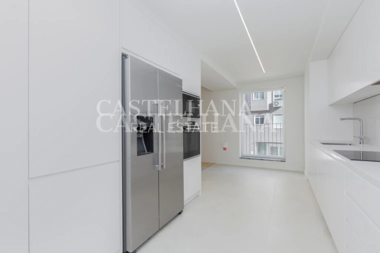 Apartamento T3 para Venda em Santo António Foto 8