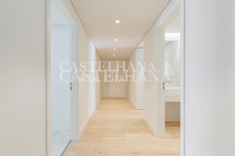 Apartamento T3 para Venda em Santo António Foto 15