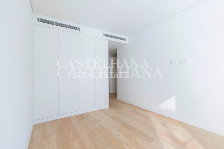 Apartamento T3 para Venda em Santo António Foto 20