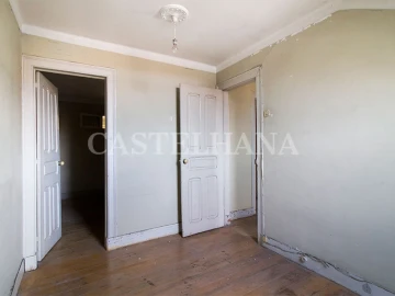 Apartamento T2 para Venda em Campo de Ourique