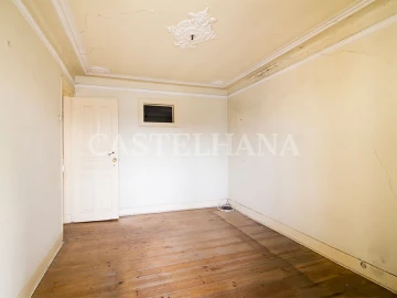 Apartamento T2 para Venda em Campo de Ourique