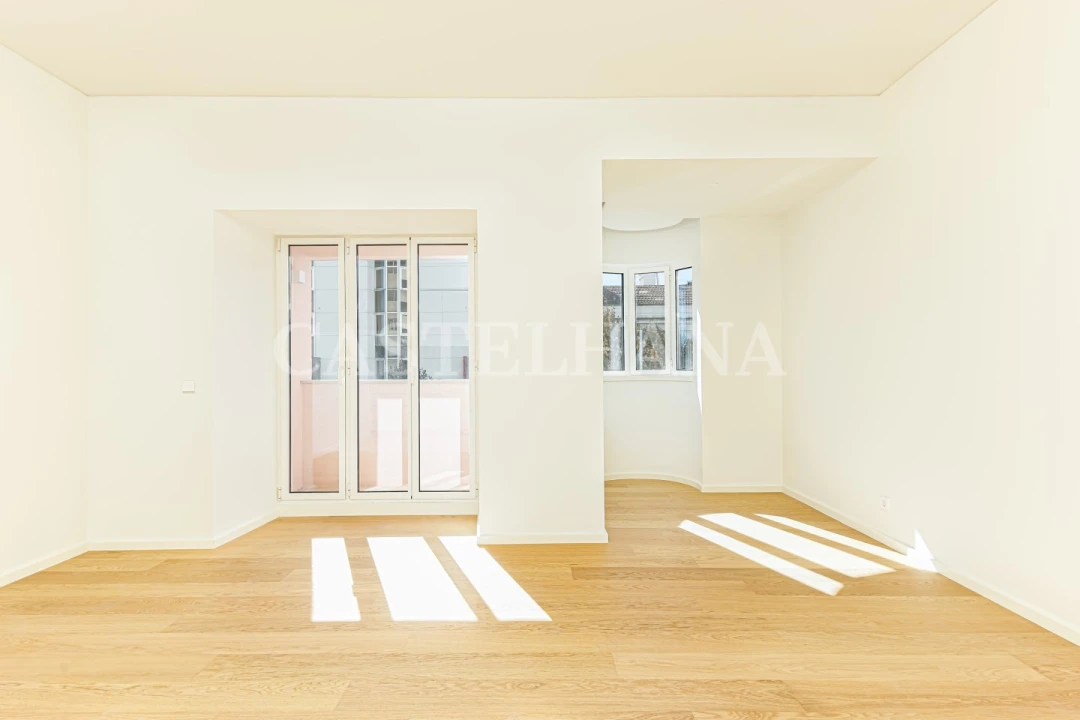 Apartamento T1 para Venda em Avenidas Novas Foto 1