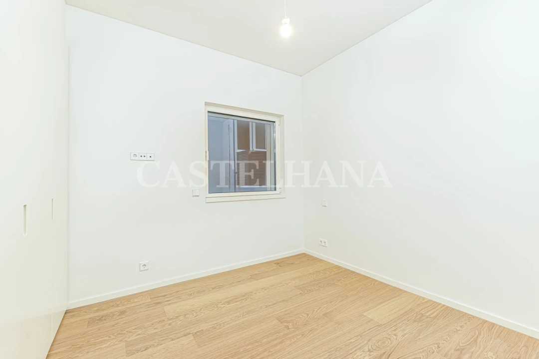 Apartamento T1 para Venda em Avenidas Novas Foto 9