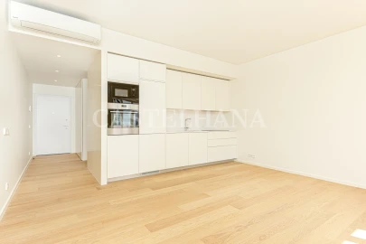 Apartamento T1 para Venda em Avenidas Novas