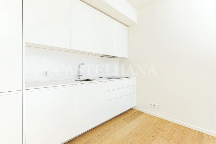 Apartamento T1 para Venda em Avenidas Novas Foto 8