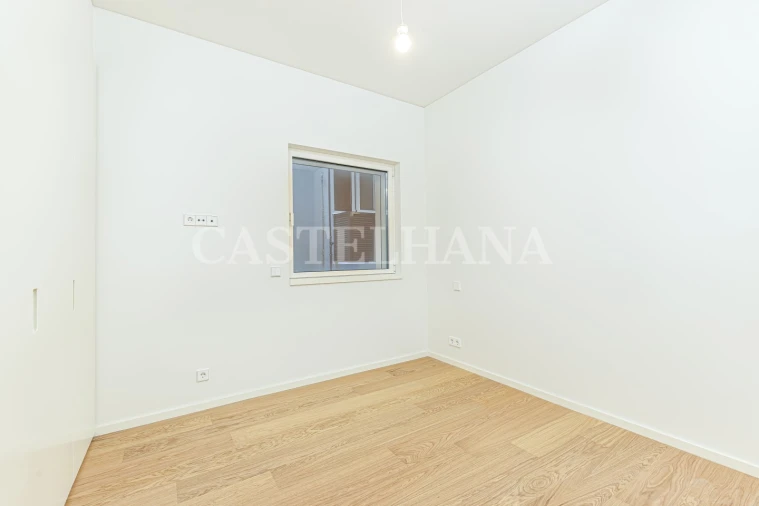 Apartamento T1 para Venda em Avenidas Novas Foto 9